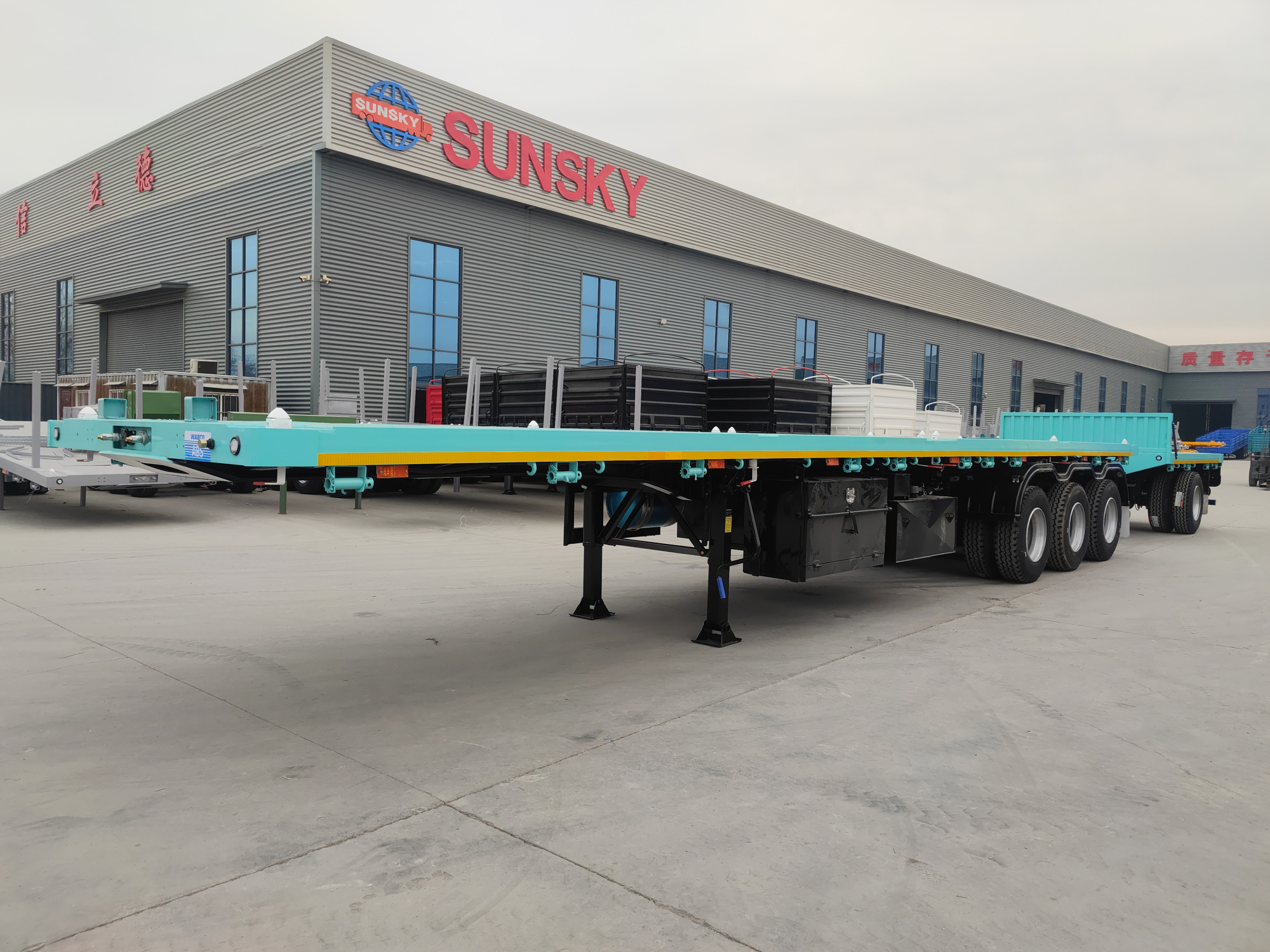 Xiamen Sunsky Vehicle Co.,Ltd - Nyergesvontatók - Euro 2 undefined: 2 kép.