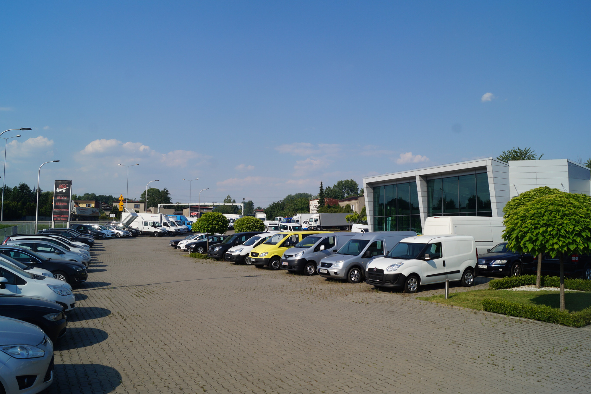 MGC CENTRUM SAMOCHODOW DOSTAWCZYCH undefined: 3 kép.