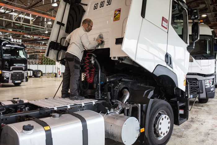 Renault Trucks France - Teherautók RENAULT undefined: 10 kép.