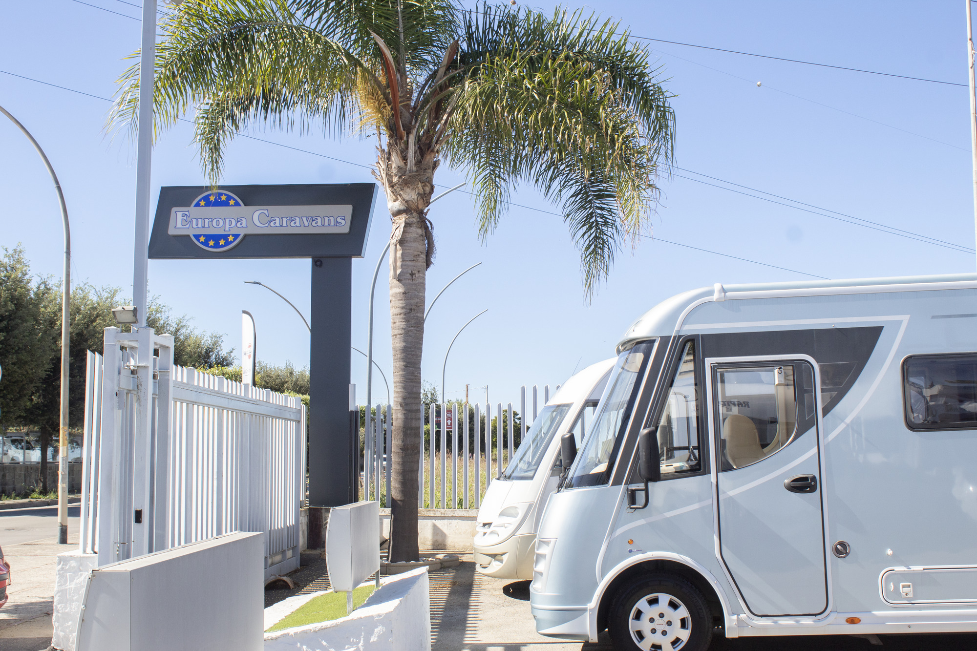 EUROPA CARAVANS SRL undefined: 3 kép.