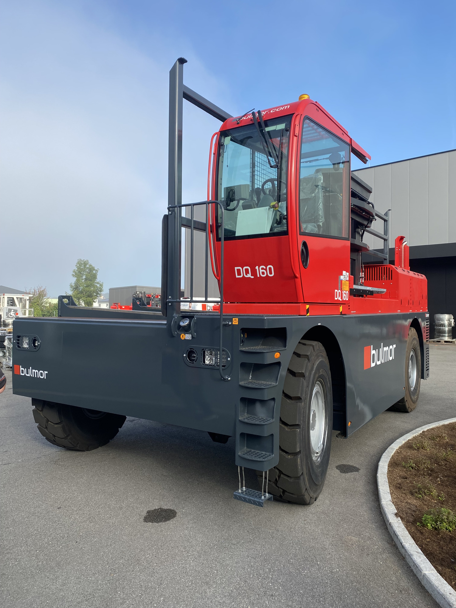 BULMOR LANCER - eladó járművek undefined: 5 kép.