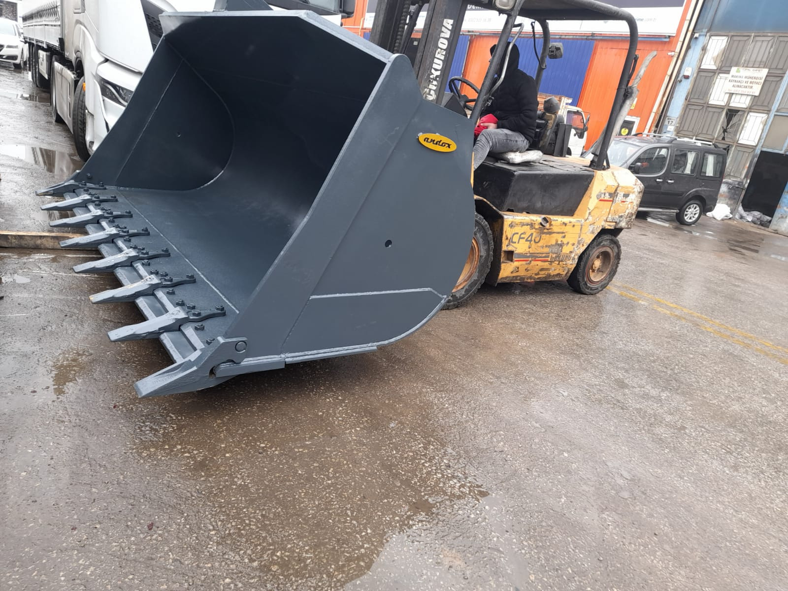 ANDOKS undefined: 71 kép.