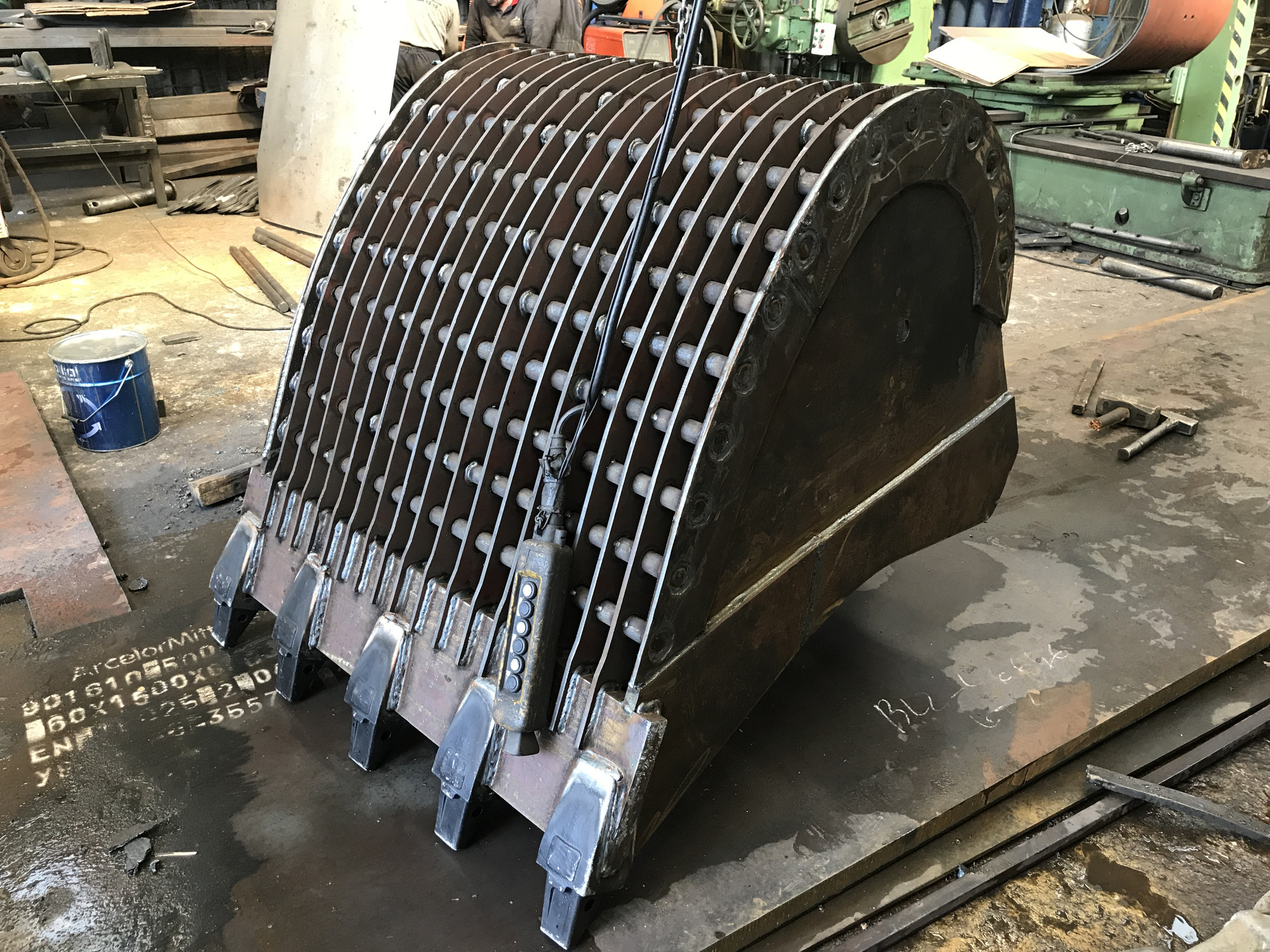 ANDOKS undefined: 56 kép.