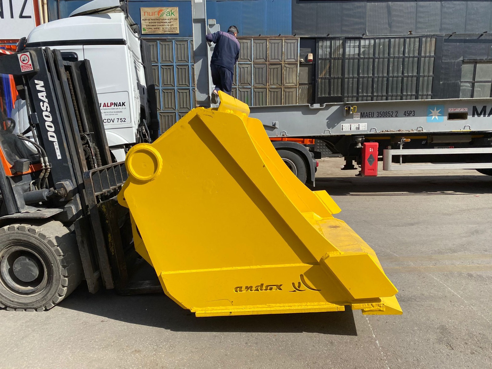 ANDOKS undefined: 6 kép.