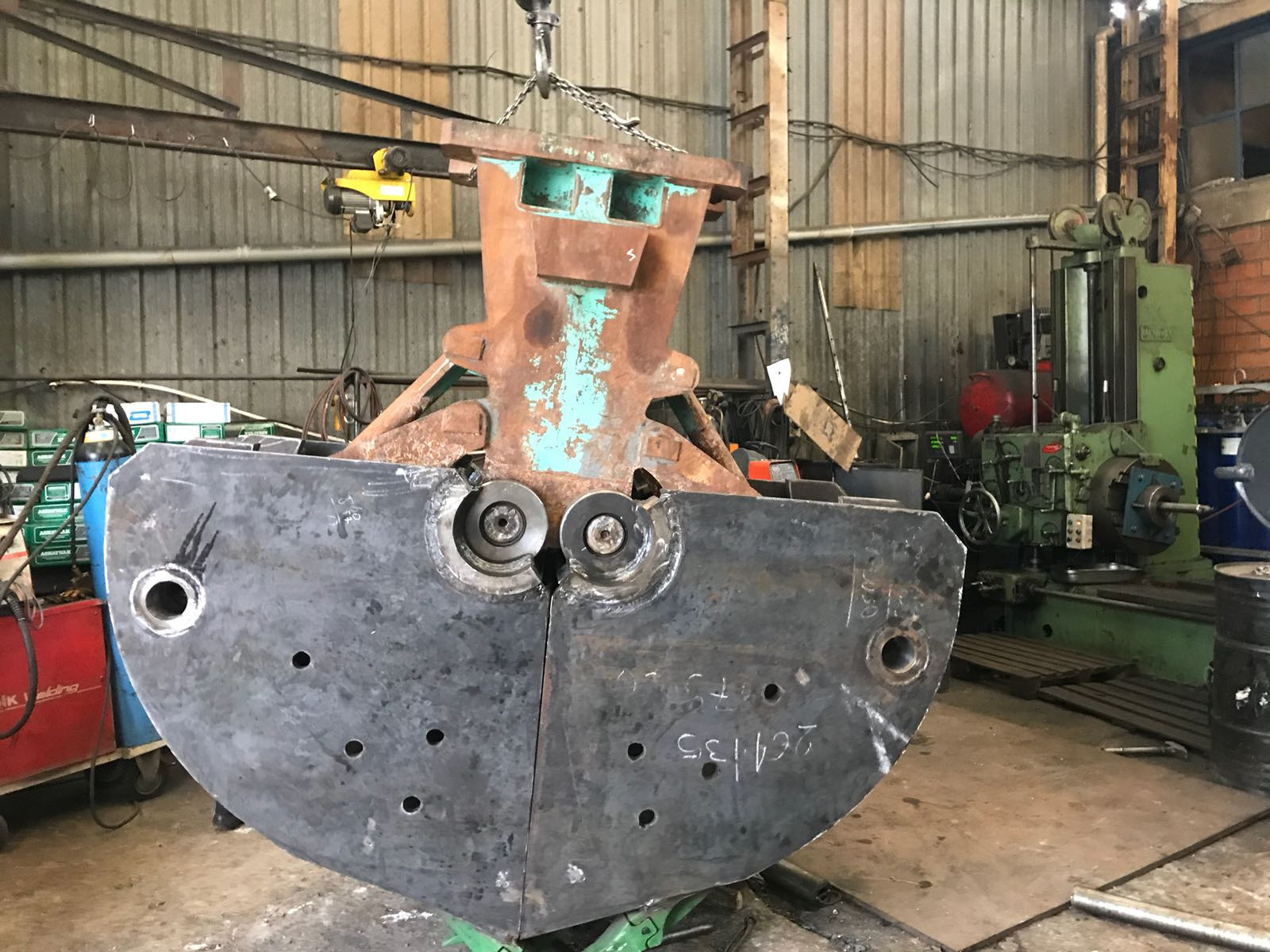 ANDOKS undefined: 27 kép.