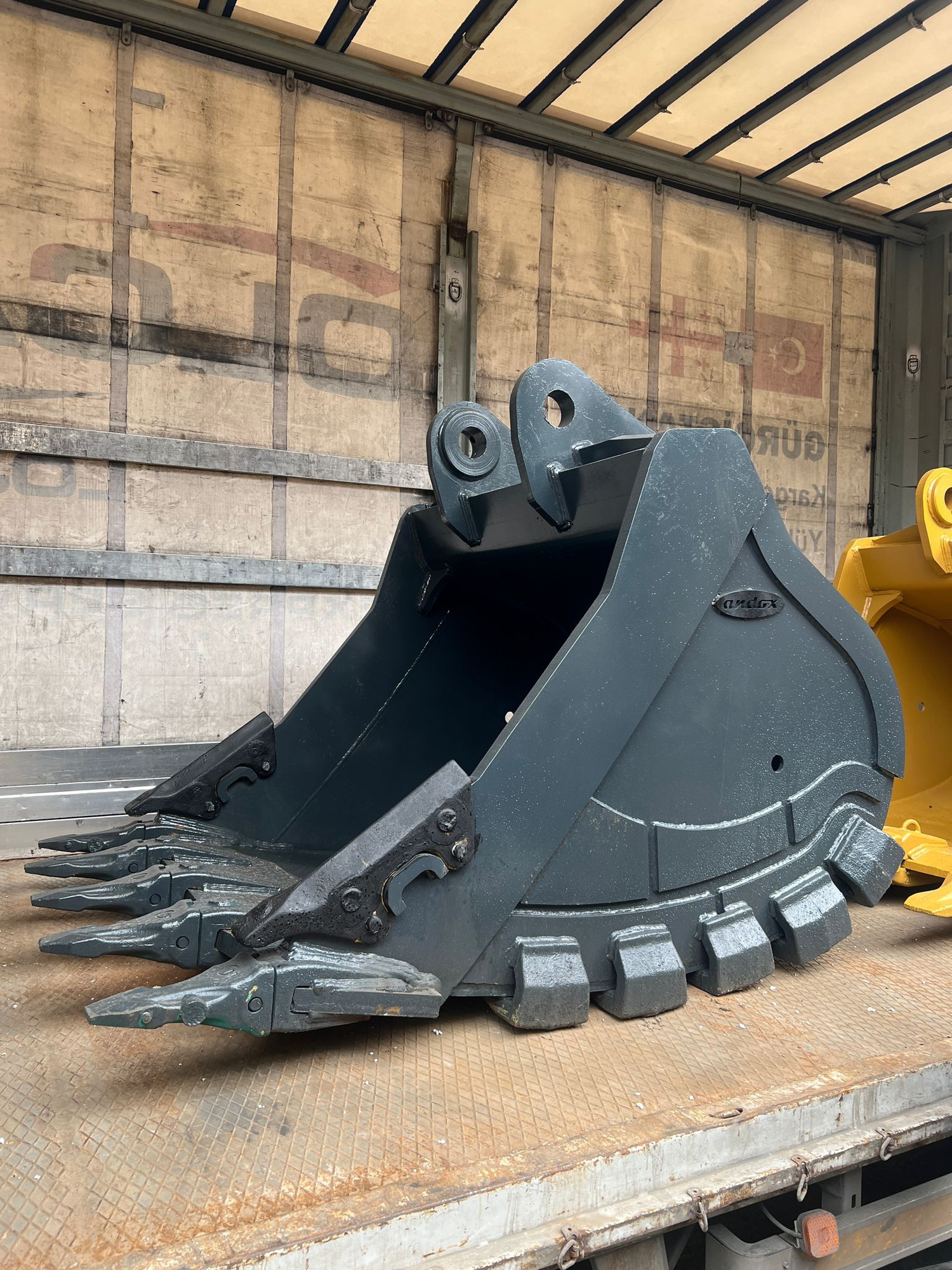 ANDOKS undefined: 11 kép.