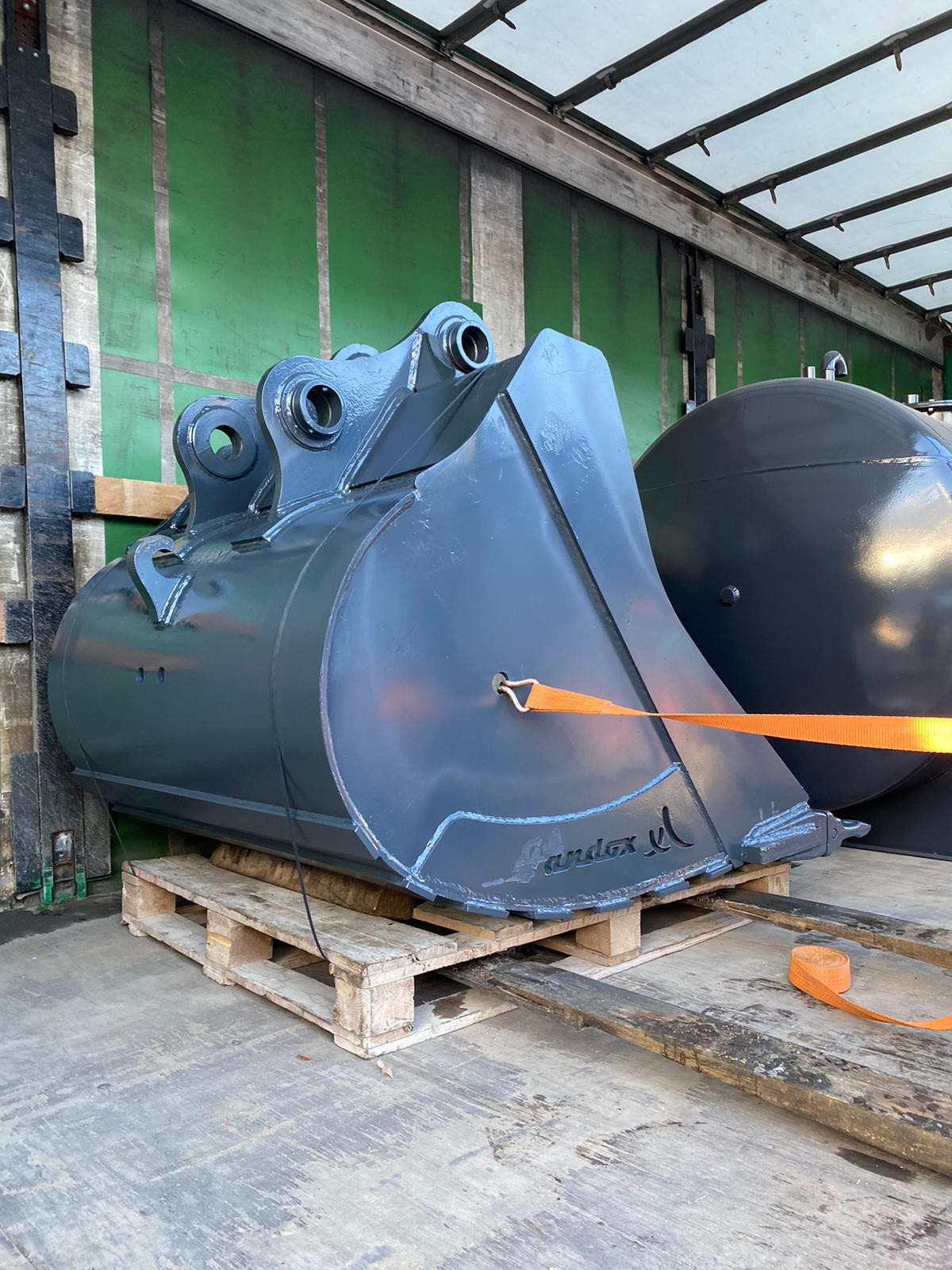 ANDOKS undefined: 69 kép.