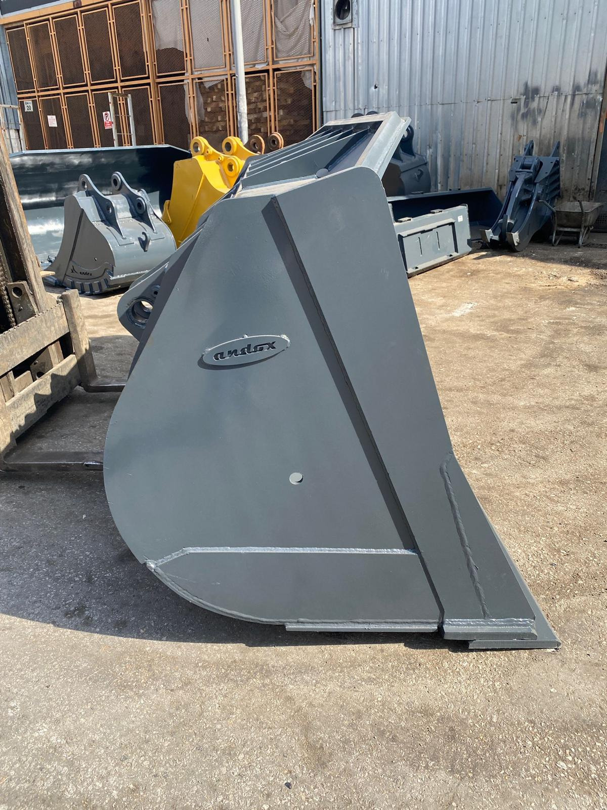 ANDOKS undefined: 63 kép.