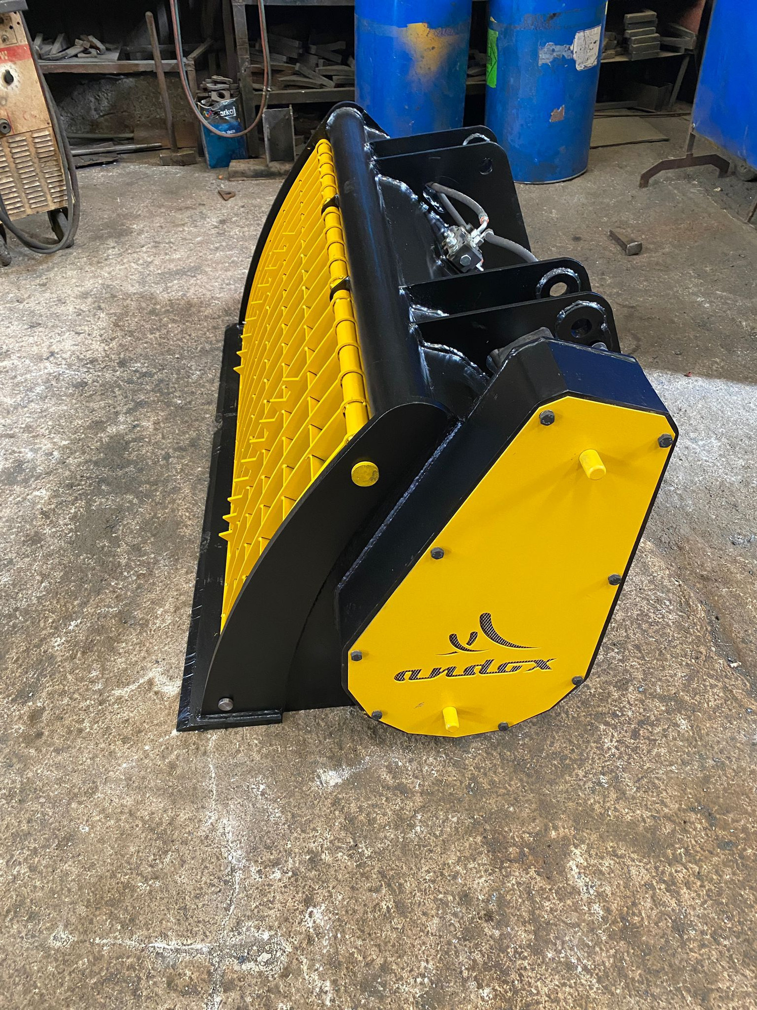 ANDOKS undefined: 20 kép.