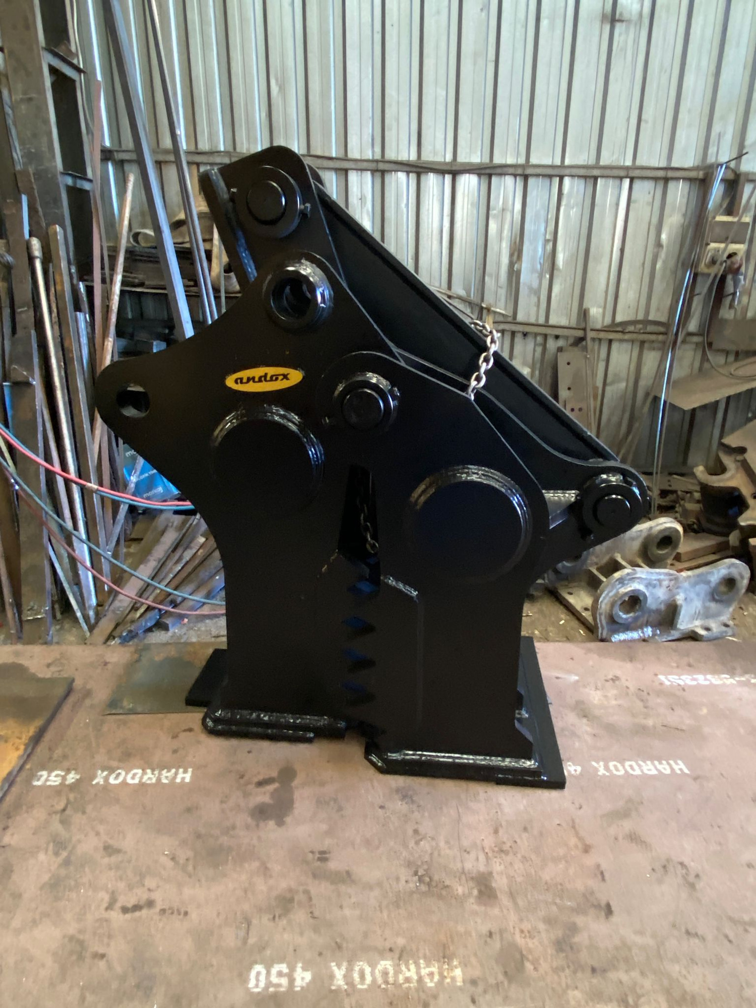 ANDOKS undefined: 31 kép.