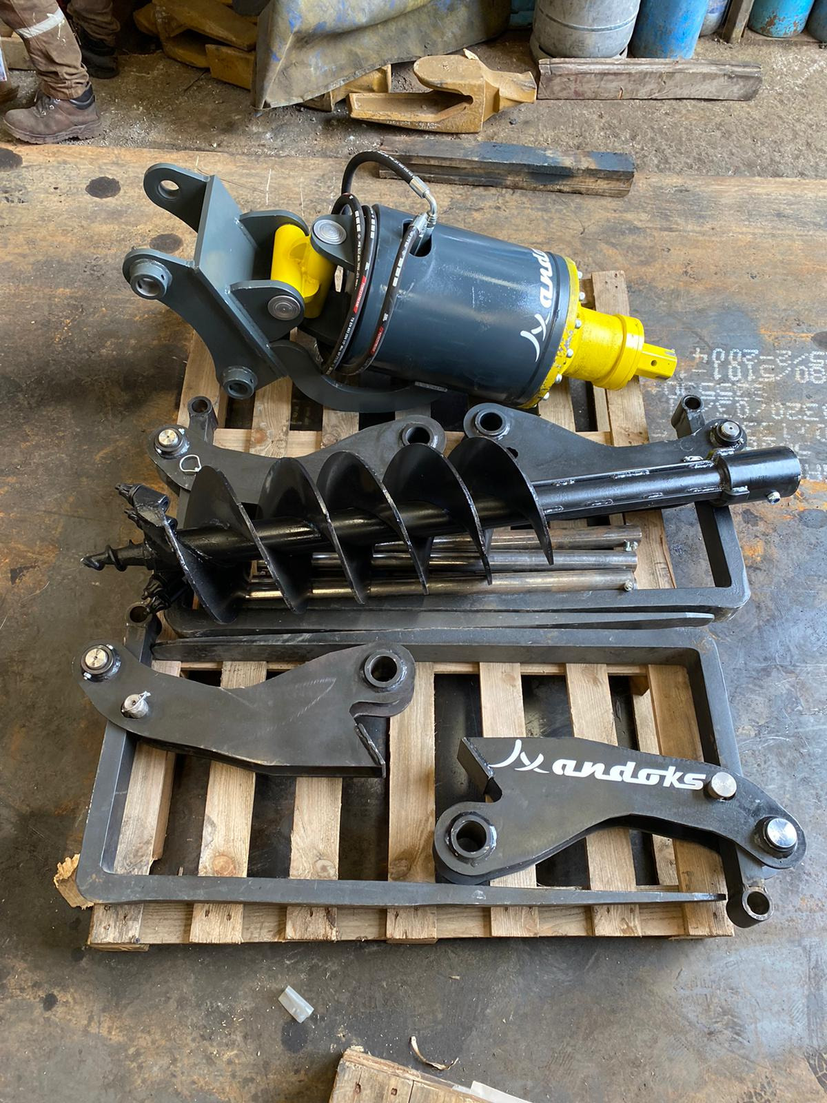 ANDOKS undefined: 50 kép.