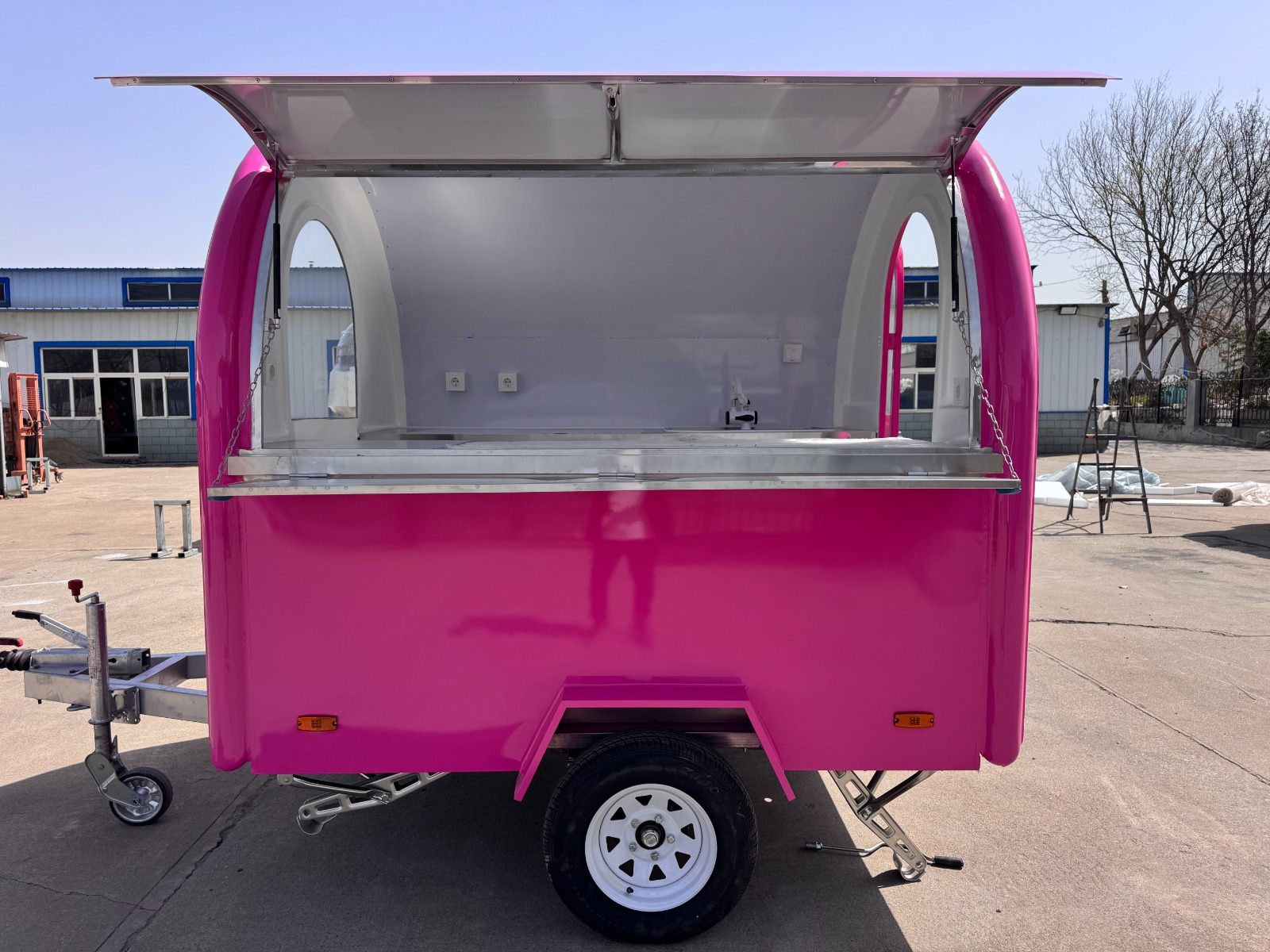 TMK Vaunukeskus Oy - eladó járművek undefined: 24 kép.