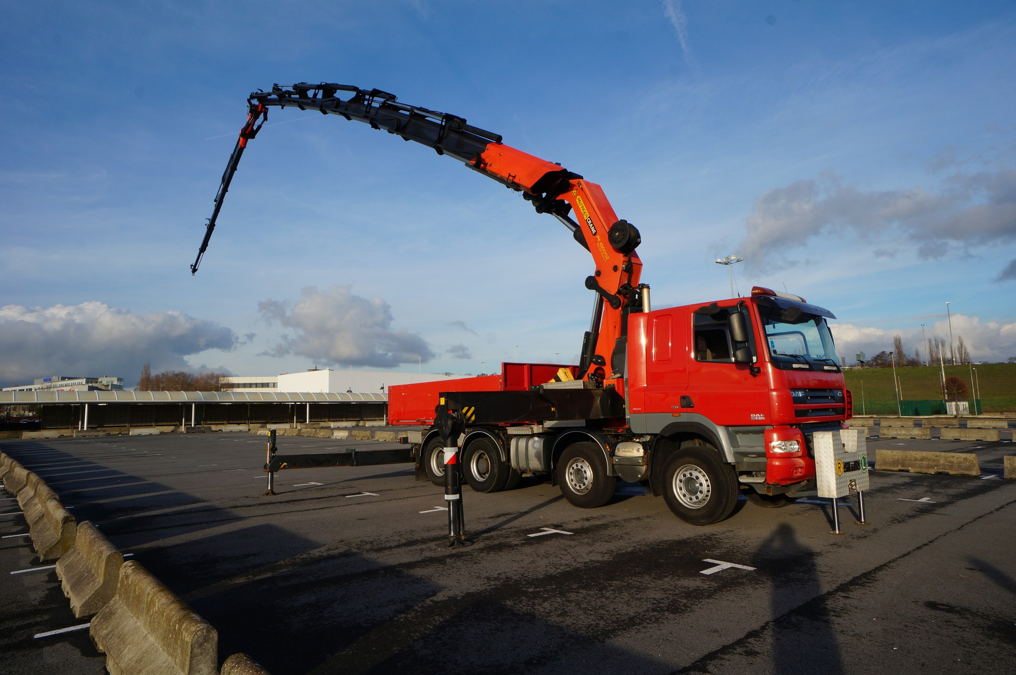 Trucks MPH S.A - eladó járművek undefined: 5 kép.