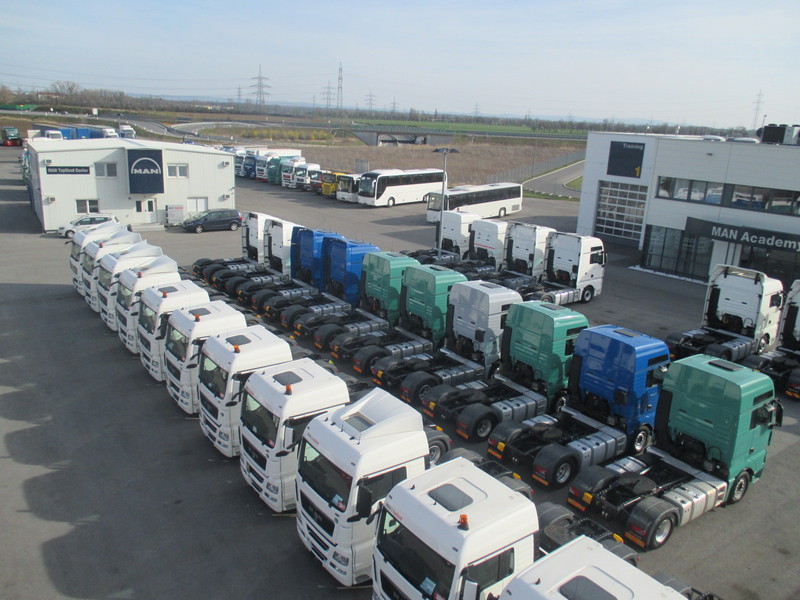 MAN Truck & Bus Vertrieb Österreich GesmbH - Kisteherautók - sebességváltó: automata undefined: 1 kép.