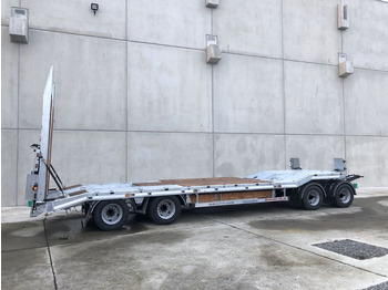 Pótkocsi mélybölcsős Möslein  neuer 4 Achs Tieflader hydraulischen Rampen: 2 kép.
