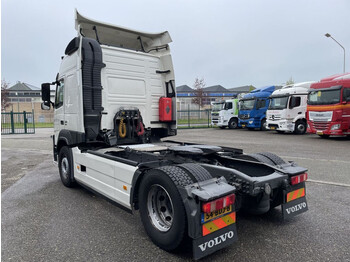 Nyergesvontató Volvo FM 370 euro 6: 4 kép.