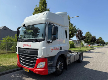 Nyergesvontató DAF CF 400