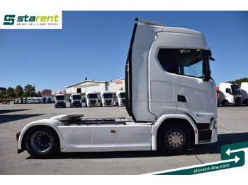 Nyergesvontató Scania S560 Retarder Navi LED-Lichter Ledersitze ACC: 4 kép.