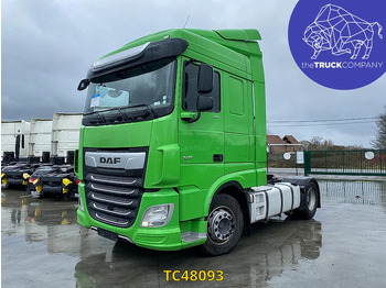 Nyergesvontató DAF XF