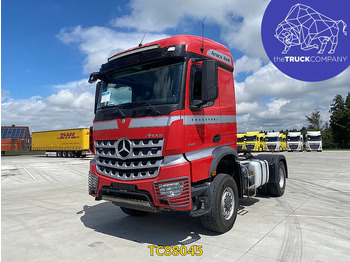 Nyergesvontató MERCEDES-BENZ Arocs