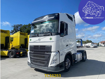 Nyergesvontató VOLVO FH 500