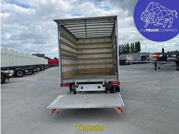 Dobozos kisteherautó VOLKSWAGEN Crafter