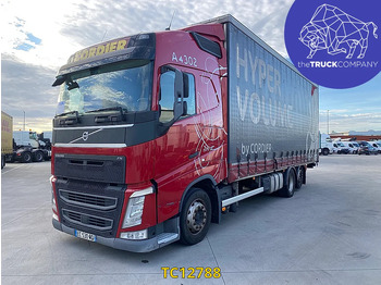 Ponyvás teherautó VOLVO FH 500