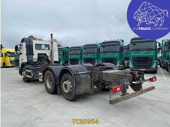 Alvaz teherautó Volvo FMX 370: 2 kép.