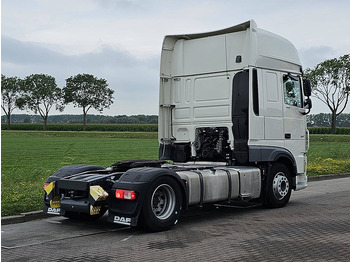 Nyergesvontató DAF XF 480: 3 kép.