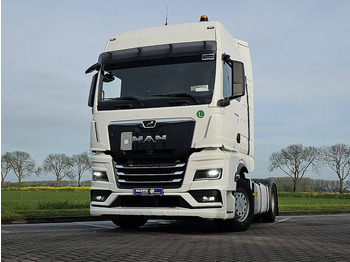 : fejléc fényképe