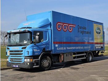 Dobozos felépítményű teherautó Scania P250: 2 kép.