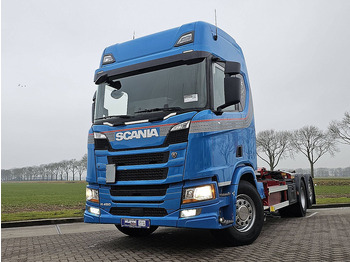 Horgos rakodó teherautó SCANIA R 450