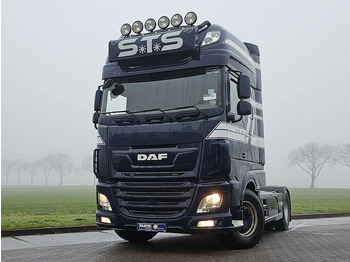 Nyergesvontató DAF XF 530