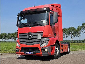 Nyergesvontató MERCEDES-BENZ Actros 1846