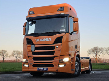 Nyergesvontató SCANIA R 450