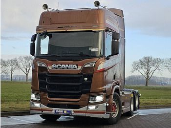Nyergesvontató SCANIA R 580