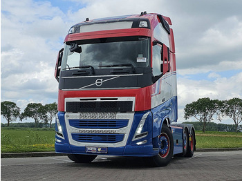 Nyergesvontató VOLVO FH 460
