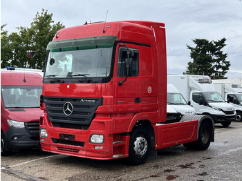 Nyergesvontató MERCEDES-BENZ Actros 1841