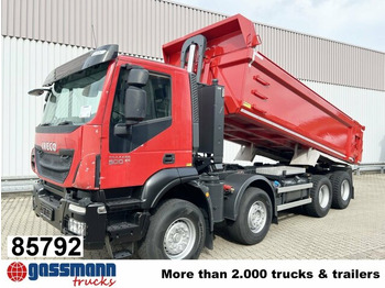Billenőplatós teherautó IVECO Trakker