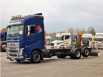 Volvo FH 13.460 Globetrotter 6x2 - Chassis - 4.90 WB - Full air - Euro 6 - VEB+ lízing Volvo FH 13.460 Globetrotter 6x2 - Chassis - 4.90 WB - Full air - Euro 6 - VEB+: 3 kép. Volvo FH 13.460 Globetrotter 6x2 - Chassis - 4.90 WB - Full air - Euro 6 - VEB+ lízing Volvo FH 13.460 Globetrotter 6x2 - Chassis - 4.90 WB - Full air - Euro 6 - VEB+: 3 kép.