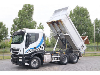 Billenőplatós teherautó IVECO Stralis