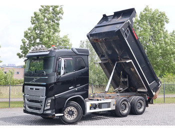 Billenőplatós teherautó VOLVO FH16 750