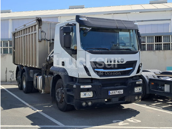 Billenőplatós teherautó IVECO