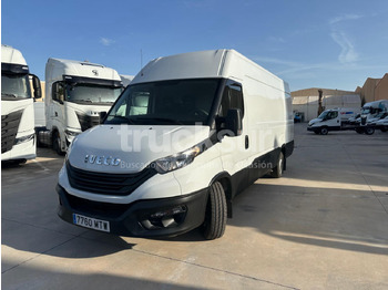 Dobozos kisteherautó IVECO Daily 35s16