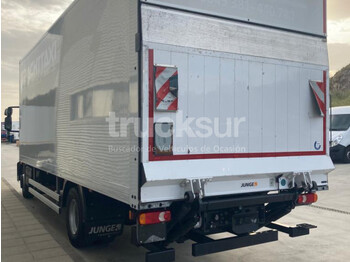 Dobozos felépítményű teherautó IVECO EUROCARGO 140E25: 4 kép.