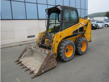 Mini homlokrakodó BOBCAT S450
