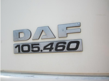 Platós teherautó DAF XF105 460: 3 kép.