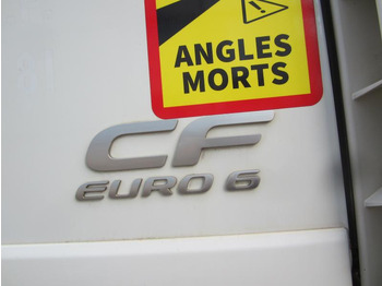 Nyergesvontató DAF CF 460: 3 kép.