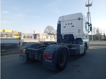 Nyergesvontató MAN TGX 18.500: 2 kép.