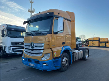 Nyergesvontató MERCEDES-BENZ Actros 1845